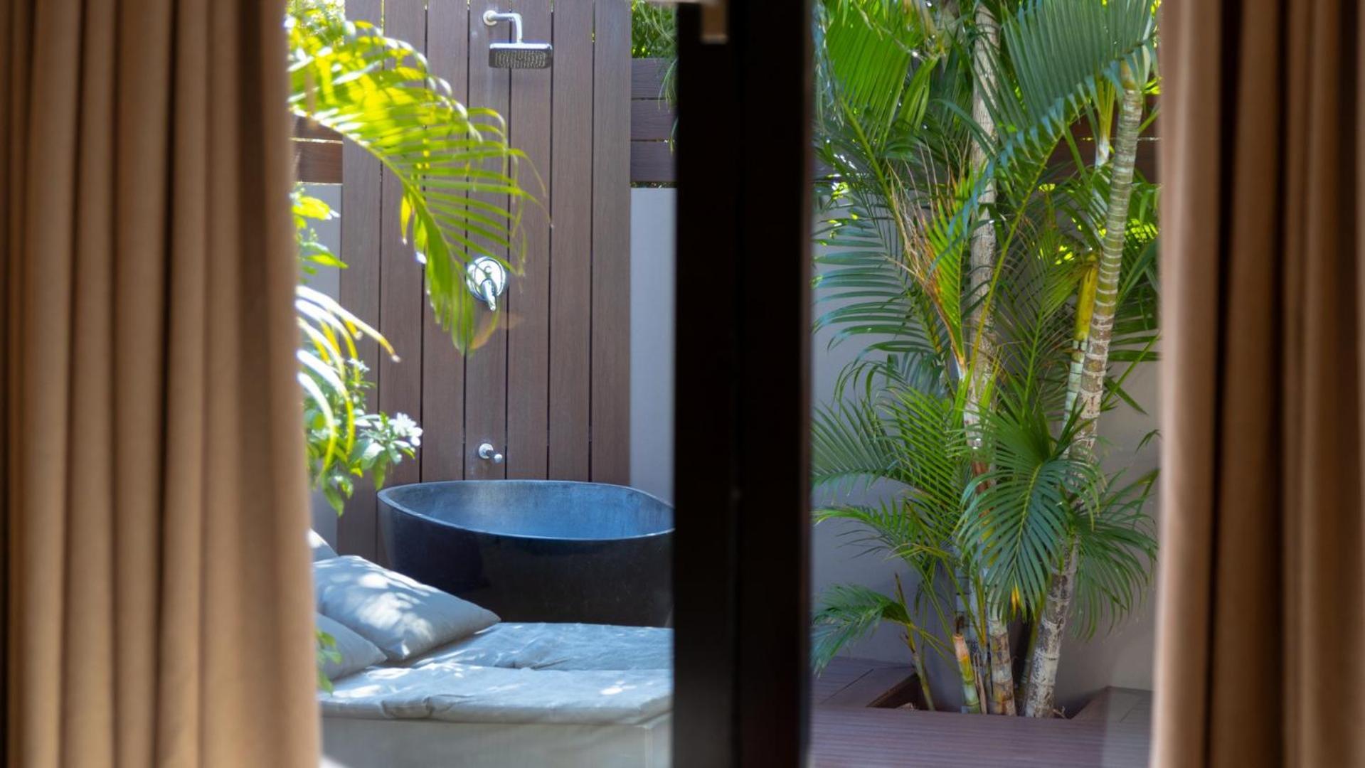 The Pearle Of Cable Resort